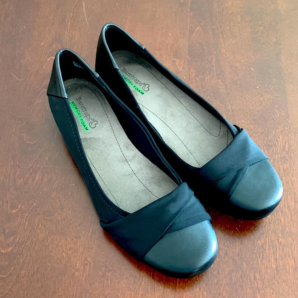 Beartraps memory foam flats “Misty”